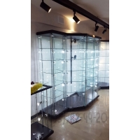 Усиленные витрины с подсветкой в магазин сувениров из камня