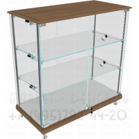 Прилавок со стеклянными полками