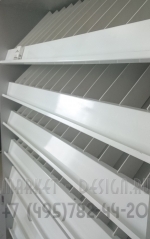 Шкафы для сигарет с гравитационными полками 