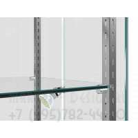 Стеклянная полка с усилением