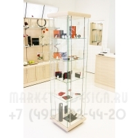 Витрина с четырьмя стеклянными полками