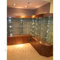 Витрины для экспонирования коллекции 